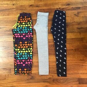Girls Bottoms Leggings Pants Bundle
Gray Blue Silver Unicorns & Multicolor Heart